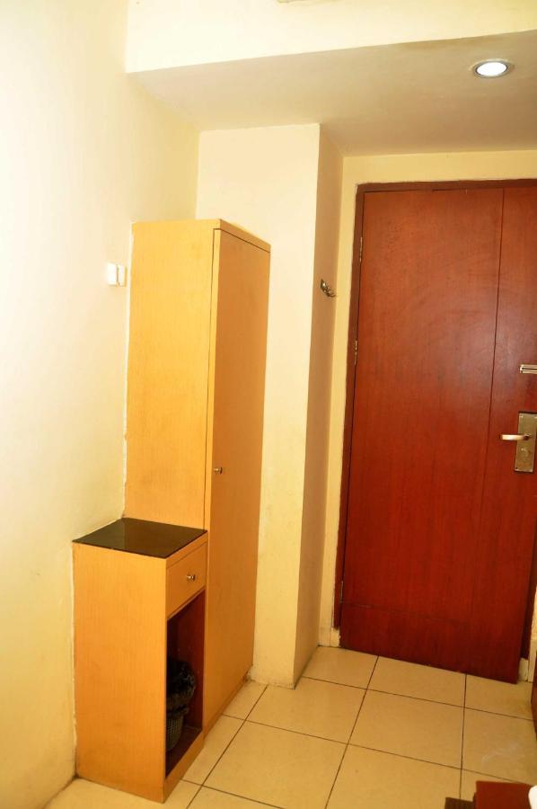 Ams Penthouse Hotel Jakarta Luaran gambar