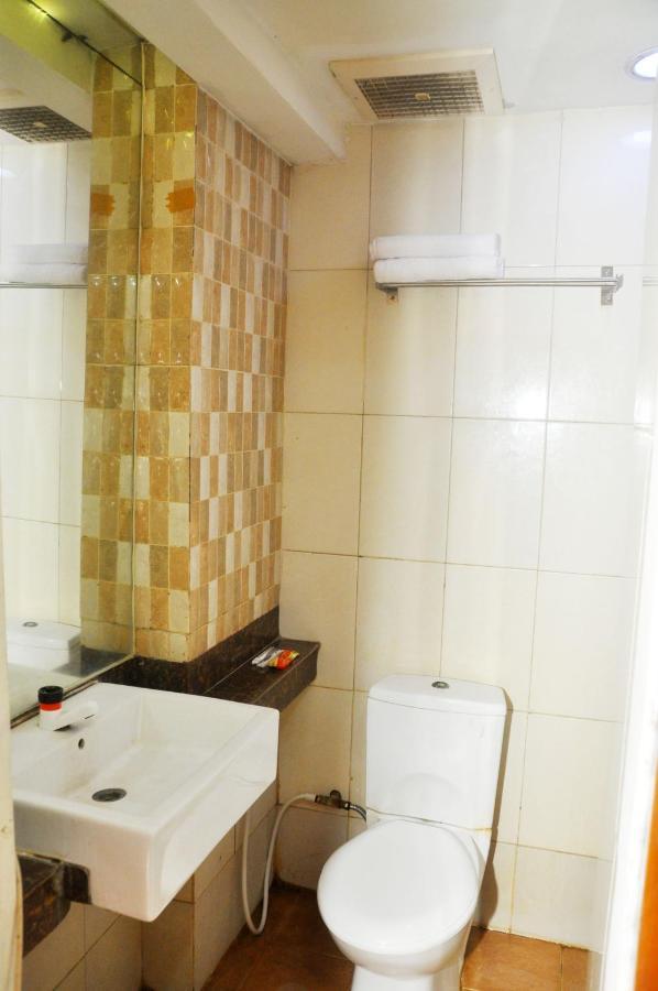 Ams Penthouse Hotel Jakarta Luaran gambar