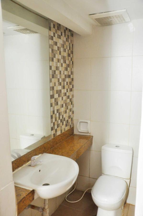 Ams Penthouse Hotel Jakarta Luaran gambar
